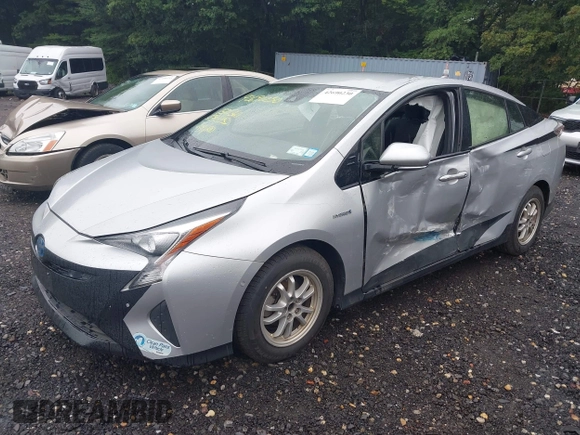 2017 Toyota Prius Two with VIN JTDKBRFU9H3047622, listed as a IAAI auction lot 42690230 with 152,030 mi miles and . Bid and sale history available at DreamBid. Image 2.