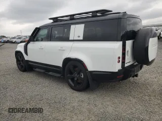 2024 Land Rover Defender X-Dynamic SE z VIN SALE2FEU7R2297275, wystawiony jako Copart lot #76837044 z przebiegiem Nie podano mil oraz Nie do naprawy • Non repairable. Historia ofert i sprzedaży dostępna na DreamBid. Obrazek 2.