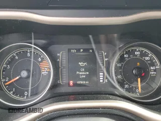 2016 Jeep Cherokee Latitude z VIN 1C4PJMCB0GW311046, wystawiony jako Copart lot #54308945 z przebiegiem 137 919 mil mil oraz Szkoda całkowita • Salvage title. Historia ofert i sprzedaży dostępna na DreamBid. Obrazek 9.