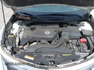 2014 Nissan Altima SV with VIN 1N4AL3AP4EN369324, listed as a IAAI auction lot 41919810 with 199,873 mi miles and . Bid and sale history available at carsss.com. Image 10.