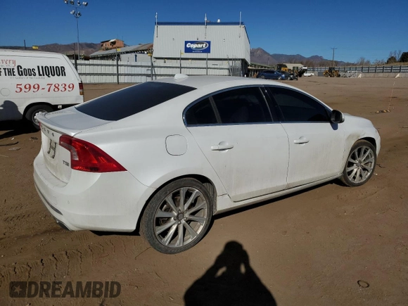 2018 Volvo S60 Inscription z VIN LYV402HK9JB168579, wystawiony jako Copart lot #47094155 z przebiegiem 61 979 mil mil oraz Szkoda całkowita • Salvage title. Historia ofert i sprzedaży dostępna na DreamBid. Obrazek 3.