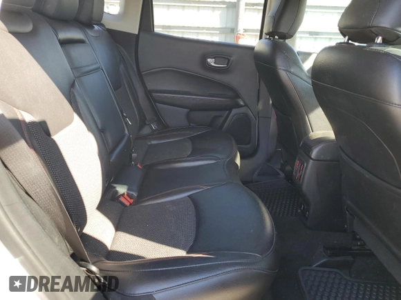 2020 Jeep Compass Trailhawk z VIN 3C4NJDDB9LT106573, wystawiony jako Copart lot #47480195 z przebiegiem 87 935 mil mil oraz Nie do naprawy • Non repairable. Historia ofert i sprzedaży dostępna na DreamBid. Obrazek 11.