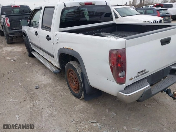 2008 Chevrolet Colorado LT w/1LT with VIN 1GCDT33EX88215206, listed as a IAAI auction lot 41702775 with 216,537 mi miles. Bid and sale history available at carsss.com. Image 3.