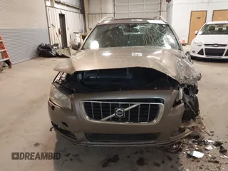 2008 Volvo V70 with VIN YV1BW982681036888, listed as a IAAI auction lot 41568717 with Not Provided miles and . Bid and sale history available at DreamBid. Image 11.
