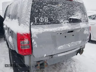 2015 Jeep Patriot Latitude с VIN 1C4NJRFBXFD183487, выставлен на аукционе IAAI как лот 41252110 с пробегом 197 980 миль миль и . История ставок и продаж доступна на DreamBid. Изображение 6.