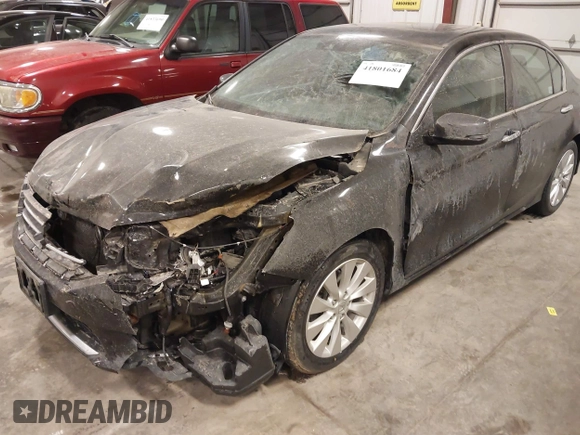 2014 Honda Accord EX-L with VIN 1HGCR2F84EA172143, listed as a IAAI auction lot 41801684 with 180,241 mi miles and . Bid and sale history available at carsss.com. Image 19.