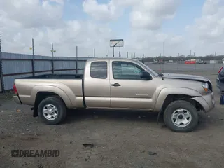 2006 Toyota Tacoma with VIN 5TEUU42N96Z268219, listed as a IAAI auction lot 41833805 with 151,872 mi miles. Bid and sale history available at carsss.com. Image 13.