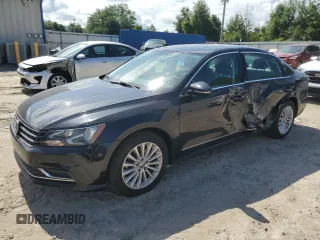 2017 Volkswagen Passat SE with VIN 1VWBT7A39HC018022, listed as a Copart auction lot 62986005 with 80,999 mi miles and Salvage title. Bid and sale history available at DreamBid. Image 1.