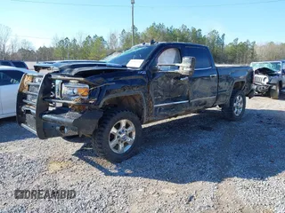 2018 GMC Sierra 2500HD SLT with VIN 1GT12TEY1JF115980, listed as a IAAI auction lot 41281634 with 1 mi miles. Bid and sale history available at carsss.com. Image 2.