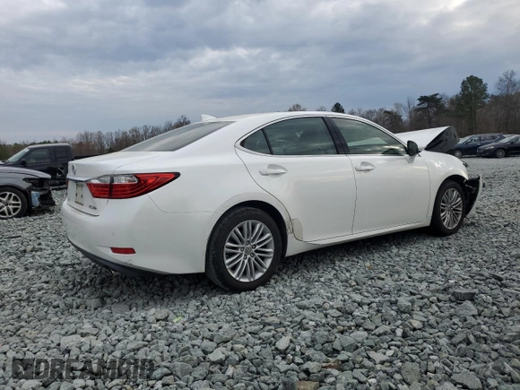 2015 Lexus ES with VIN JTHBK1GG1F2153493, listed as a Copart auction lot 50904415 with 127,590 mi miles and Salvage Title. Bid and sale history available at carsss.com. Image 3.