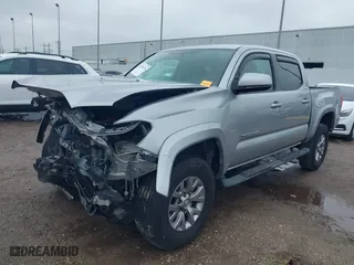 2017 Toyota Tacoma SR5 with VIN 5TFAZ5CN3HX054197, listed as a IAAI auction lot 41336724 with 66,236 mi miles. Bid and sale history available at carsss.com. Image 18.