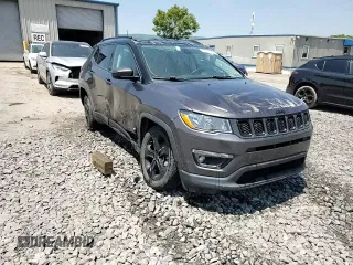 2019 Jeep Compass Altitude with VIN 3C4NJDBB0KT683557, listed as a Copart auction lot 59211055 with 102,648 mi miles and Salvage title. Bid and sale history available at DreamBid. Image 14.