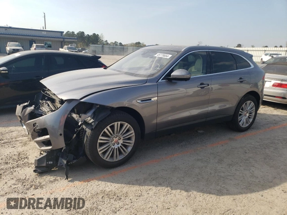 2020 Jaguar F-Pace 30t Portfolio z VIN SADCN2GX2LA632014, wystawiony jako Copart lot #45778684 z przebiegiem 27 885 mil mil oraz Szkoda całkowita • Salvage title. Historia ofert i sprzedaży dostępna na DreamBid. Obrazek 1.