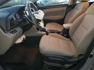 2020 Hyundai Elantra Value Edition z VIN 5NPD84LF6LH631179, wystawiony jako Copart lot #83842914 z przebiegiem 27 003 mil mil oraz Szkody całkowita. Historia ofert i sprzedaży dostępna na DreamBid. Obrazek 7.