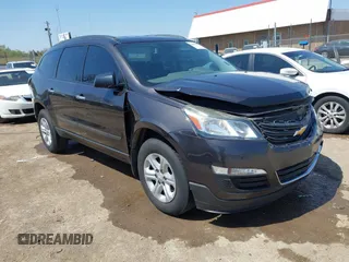 2017 Chevrolet Traverse LS z VIN 1GNKRFKD0HJ330896, wystawiony jako IAAI lot #42005893 z przebiegiem 81 794 mil mil oraz . Historia ofert i sprzedaży dostępna na DreamBid. Obrazek 1.