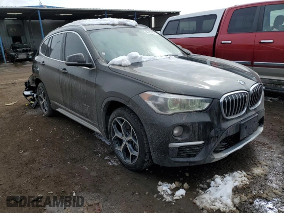 2017 BMW X1 xDrive28i with VIN WBXHT3C37H5F87237, listed as a Copart auction lot 46151025 with 34,297 mi miles and Salvage Title. Bid and sale history available at carsss.com. Image 4.