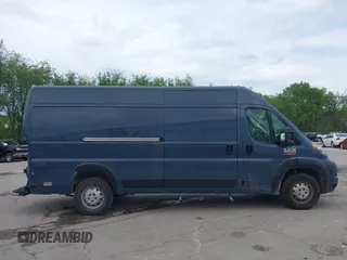 2022 Ram ProMaster Cargo with VIN 3C6MRVJG6NE112534, listed as a IAAI auction lot 42065900 with 80,679 mi miles and . Bid and sale history available at DreamBid. Image 13.