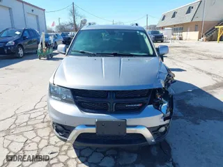2019 Dodge Journey Crossroad with VIN 3C4PDCGG9KT857947, listed as a IAAI auction lot 41745063 with 160,261 mi miles. Bid and sale history available at carsss.com. Image 12.
