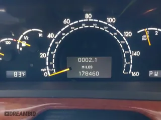 2002 Mercedes-Benz S-Class 4.3L with VIN WDBNG70J12A302086, listed as a IAAI auction lot 42025283 with 178,460 mi miles. Bid and sale history available at carsss.com. Image 7.