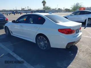 2019 BMW 5 Series 530i с VIN WBAJA5C52KWA57922, выставлен на аукционе IAAI как лот 40896802 с пробегом 60 562 миль миль и . История ставок и продаж доступна на DreamBid. Изображение 3.