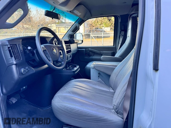 2018 Chevrolet Express Cargo Van with VIN 1GCWGAFP3J1345213, listed as a Copart auction lot 50424285 with 116,638 mi miles and Clean Title. Bid and sale history available at carsss.com. Image 9.