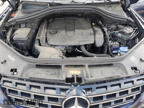 2014 Mercedes-Benz M 350 with VIN 4JGDA5HB7EA389301, listed as a Copart auction lot 63970685 with 103,248 mi miles and Salvage title. Bid and sale history available at DreamBid. Image 12.