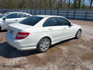 2009 Mercedes-Benz C-Class 3.0L Sport with VIN WDDGF54X39F279137, listed as a IAAI auction lot 41978124 with 139,658 mi miles. Bid and sale history available at carsss.com. Image 4.
