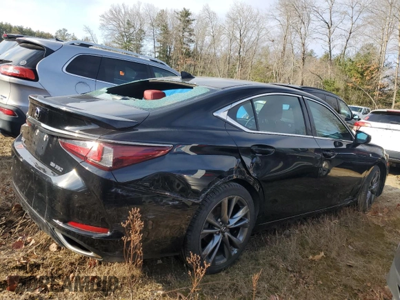 2021 Lexus ES with VIN 58AGZ1B10MU110811, listed as a Copart auction lot 42695465 with 41,667 mi miles and Clean Title. Bid and sale history available at carsss.com. Image 3.