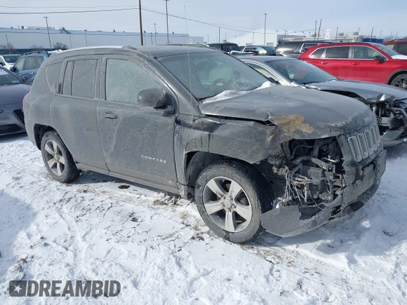 2017 Jeep Compass Latitude с VIN 1C4NJDEB9HD112059, выставлен на аукционе IAAI как лот 41424780 с пробегом 178 045 миль миль и . История ставок и продаж доступна на DreamBid. Изображение 1.