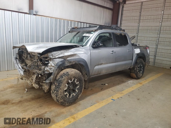 2017 Toyota Tacoma SR5 z VIN 3TMCZ5AN3HM087489, wystawiony jako Copart lot #53017955 z przebiegiem Nie podano mil oraz Szkoda całkowita • Salvage title. Historia ofert i sprzedaży dostępna na DreamBid. Obrazek 1.