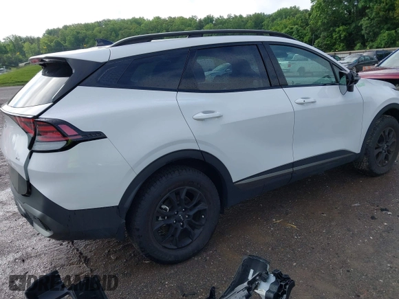 2023 Kia Sportage X-Pro Prestige z VIN 5XYK7CAF6PG135612, wystawiony jako IAAI lot #42244280 z przebiegiem 7 084 mil mil oraz . Historia ofert i sprzedaży dostępna na DreamBid. Obrazek 4.