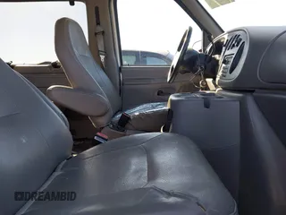 2001 Ford Econoline Passenger XL с VIN 1FBSS31L81HA60287, выставлен на аукционе IAAI как лот 41770643 с пробегом 228 797 миль миль и . История ставок и продаж доступна на DreamBid. Изображение 5.
