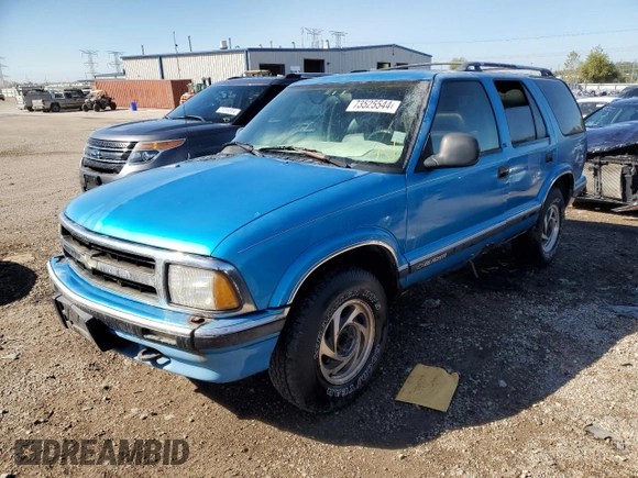 1995 Chevrolet Blazer с VIN 1GNDT13W6S2137053, выставлен на аукционе Copart как лот 73525544 с пробегом 188 033 миль миль и На запчасти • Non repairable. История ставок и продаж доступна на DreamBid. Изображение 1.