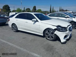 2016 Mercedes-Benz E-Class E 350 Sport with VIN WDDHF5KB8GB256243, listed as a IAAI auction lot 41805689 with 95,593 mi miles. Bid and sale history available at carsss.com. Image 13.