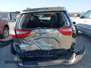 2015 Toyota Sienna XLE with VIN 5TDYK3DC0FS632909, listed as a IAAI auction lot 42012143 with 97,084 mi miles and . Bid and sale history available at DreamBid. Image 17.