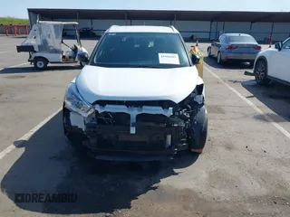 2019 Nissan Kicks S with VIN 3N1CP5CU8KL491396, listed as a IAAI auction lot 41986602 with 101,389 mi miles and . Bid and sale history available at carsss.com. Image 13.