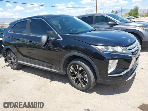 2018 Mitsubishi Eclipse Cross SE z VIN JA4AT5AA5JZ039030, wystawiony jako IAAI lot #42421884 z przebiegiem 65 982 mil mil oraz . Historia ofert i sprzedaży dostępna na DreamBid. Obrazek 1.