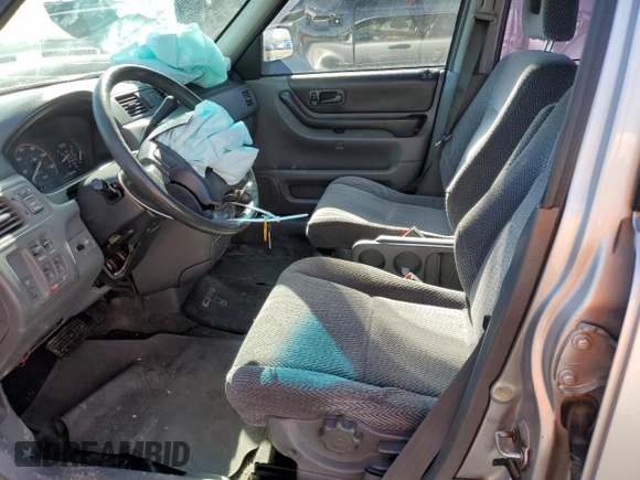 1997 Honda CR-V with VIN JHLRD184XVC005210, listed as a Copart auction lot 46392155 with 296,613 mi miles and Salvage Title. Bid and sale history available at carsss.com. Image 7.