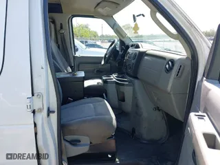 2014 Ford Econoline Cargo Van Commercial with VIN 1FTNE2EL6EDA12336, listed as a IAAI auction lot 41992624 with 139,250 mi miles. Bid and sale history available at carsss.com. Image 5.