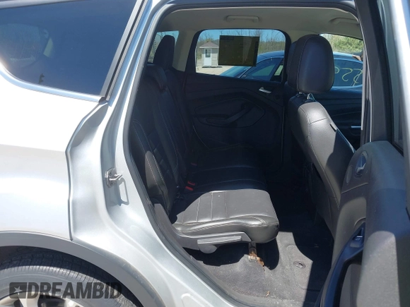 2013 Ford Escape SEL z VIN 1FMCU9H93DUA34811, wystawiony jako IAAI lot #42227559 z przebiegiem 126 495 mil mil oraz . Historia ofert i sprzedaży dostępna na DreamBid. Obrazek 8.