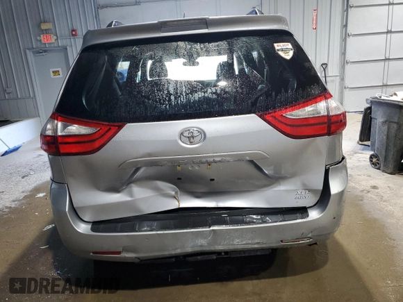 2018 Toyota Sienna XLE with VIN 5TDDZ3DC6JS193492, listed as a Copart auction lot 86548854 with 82,762 mi miles and Salvage Title. Bid and sale history available at carsss.com. Image 6.