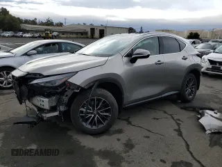 2024 Lexus NX 350h Premium z VIN 2T2GKCEZ8RC026538, wystawiony jako Copart lot #81780884 z przebiegiem 9687 mil mil oraz Szkody całkowita. Historia ofert i sprzedaży dostępna na DreamBid. Obrazek 1.