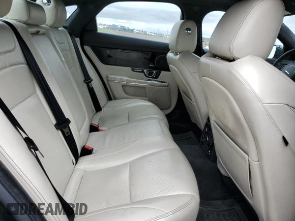 2015 Jaguar XJ Premium Luxury with VIN SAJXJ1CD3F8V88780, listed as a Copart auction lot 57488345 with 62,776 mi miles and Clean Title. Bid and sale history available at DreamBid. Image 10.