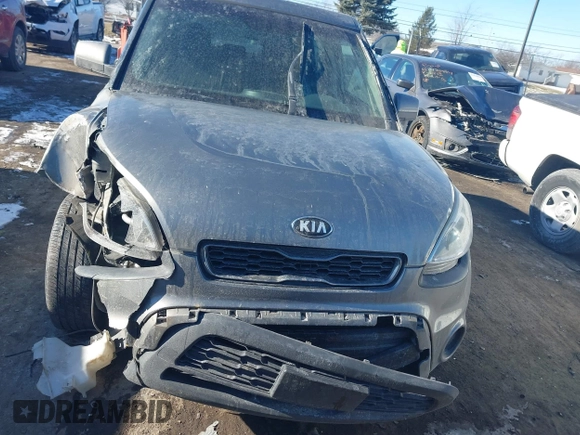 2013 Kia Soul with VIN KNDJT2A5XD7623334, listed as a IAAI auction lot 41424583 with 119,644 mi miles. Bid and sale history available at carsss.com. Image 12.