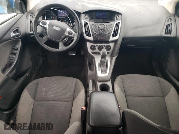 2012 Ford Focus SE z VIN 1FAHP3F22CL267562, wystawiony jako Copart lot #53556895 z przebiegiem 179 828 mil mil oraz Szkoda całkowita • Salvage title. Historia ofert i sprzedaży dostępna na DreamBid. Obrazek 8.