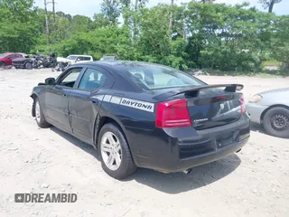 2006 Dodge Charger R/T z VIN 2B3KA53H16H507595, wystawiony jako IAAI lot #42231335 z przebiegiem 230 658 mil mil oraz . Historia ofert i sprzedaży dostępna na DreamBid. Obrazek 3.