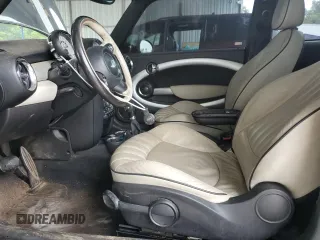 2013 MINI Hardtop S with VIN WMWSV3C5XDT391498, listed as a Copart auction lot 61987955 with 106,189 mi miles and Clean title. Bid and sale history available at DreamBid. Image 7.