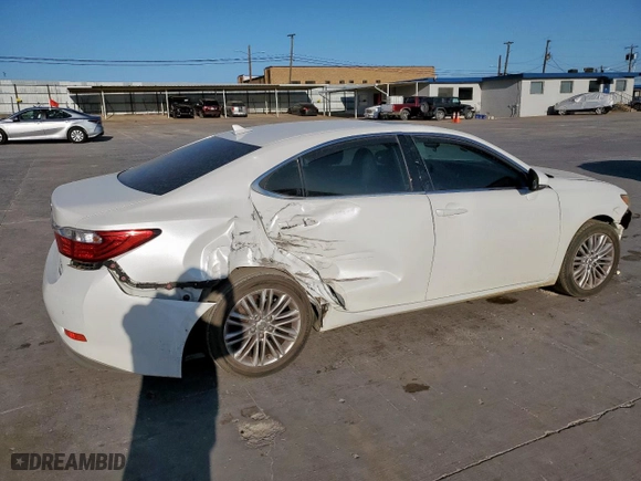 2013 Lexus ES 350 4dr Sdn with VIN JTHBK1GG1D2083250, listed as a Copart auction lot 50069305 with 152,128 mi miles and Salvage Title. Bid and sale history available at carsss.com. Image 3.
