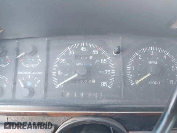 1990 Ford F-250 with VIN 1FTHX25G3LKB31027, listed as a IAAI auction lot 41985838 with 86,502 mi miles and . Bid and sale history available at DreamBid. Image 7.