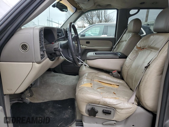 2000 Chevrolet Suburban with VIN 1GNFK16T1YJ150403, listed as a Copart auction lot 44657965 with 206,937 mi miles and Salvage Title. Bid and sale history available at carsss.com. Image 7.